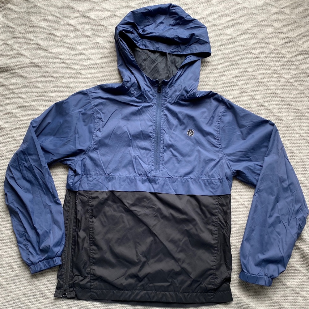 Like new Volcom Windbreaker Boys size XL 14/16
